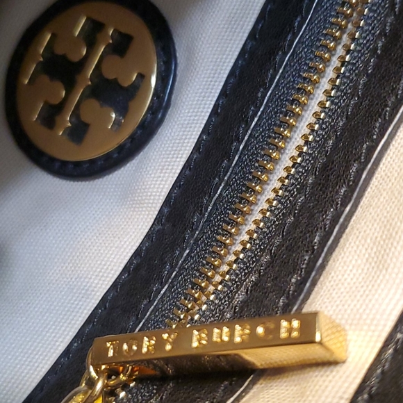 Tory Burch Leather Bag - Picture 10 of 16